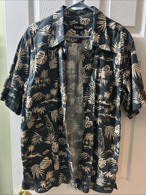 Stone Brewing Men’s Hawaiian shirt, XL, beer, skulls